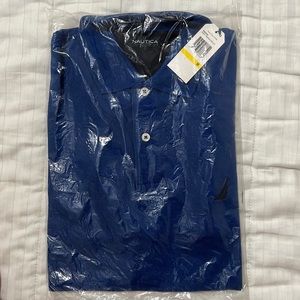 Nautica collared shirt, size Medium, Black & Blue